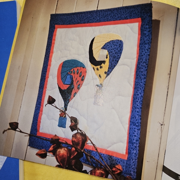 Lot of (4) quilt instructional books - Picture 3 of 16